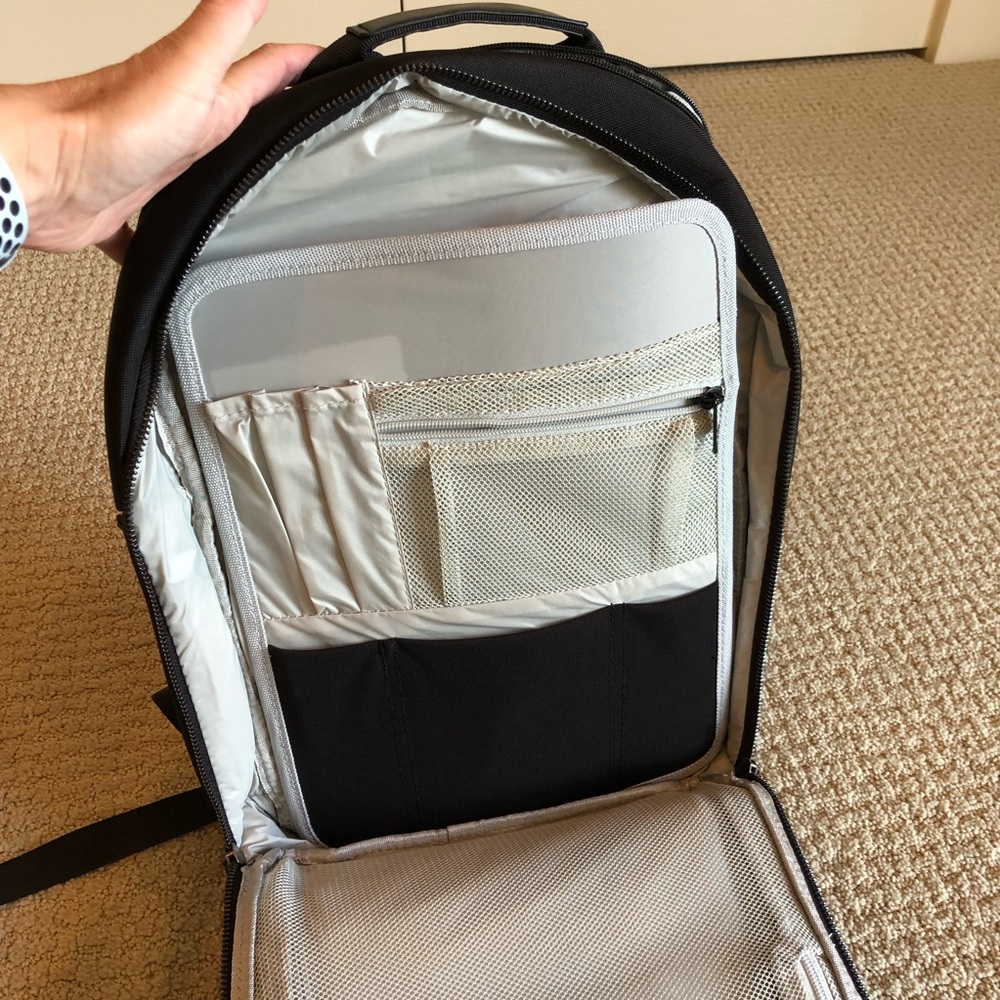 Taskin Premium Laptop Backpack - Picture 6 of 11